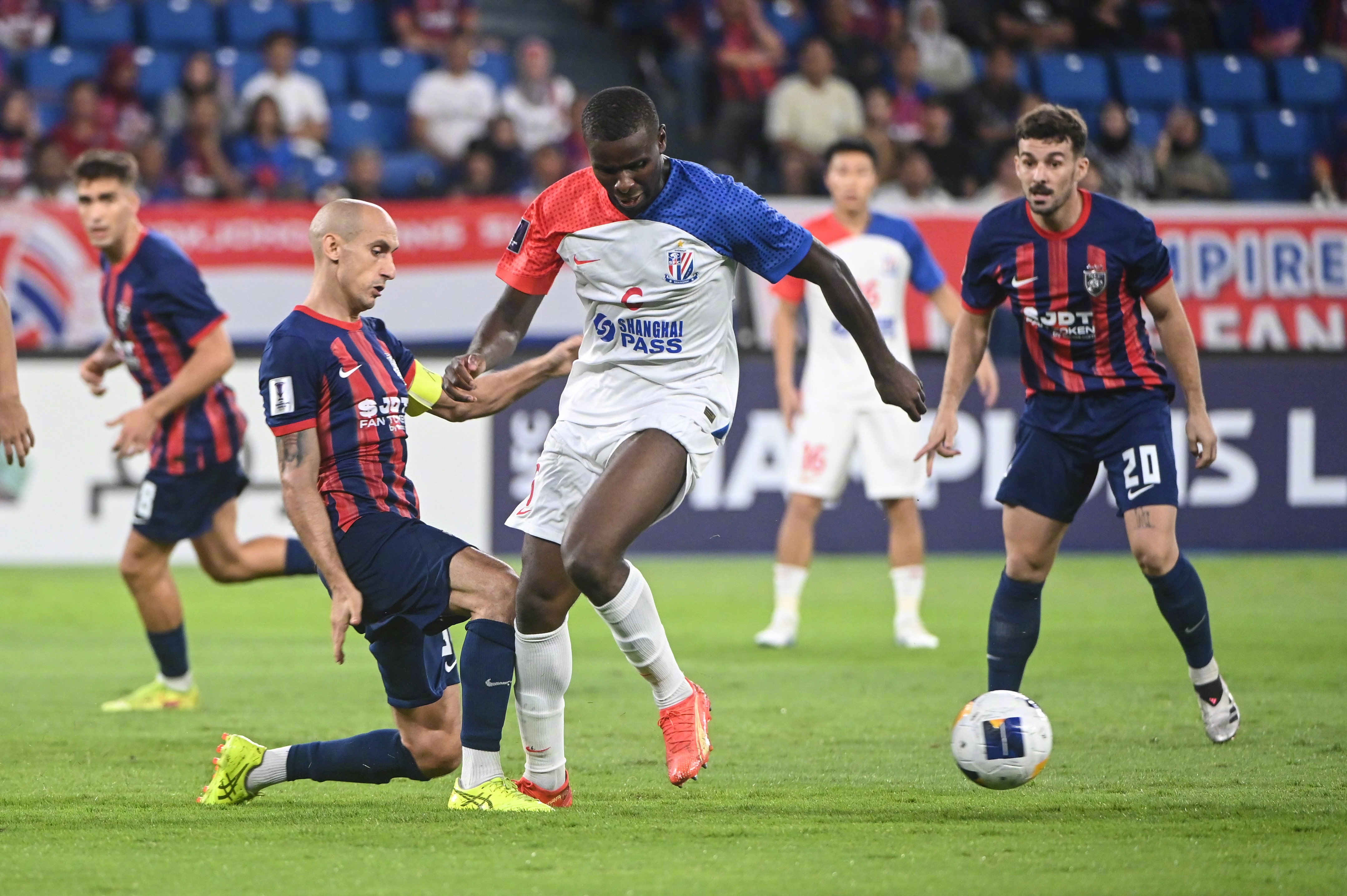 关于亚特兰大迎德甲关键赛；冲刺阶段状态回暖；底气十足；身体对抗强度拉满的信息